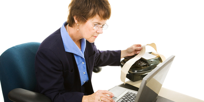 court reporter with stenotype machine